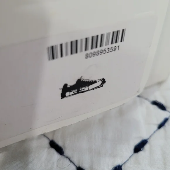 ALEXANDER MC QUEEN SNEAKERS ⚘️RESERVED⚘️ - Picture 2 of 6